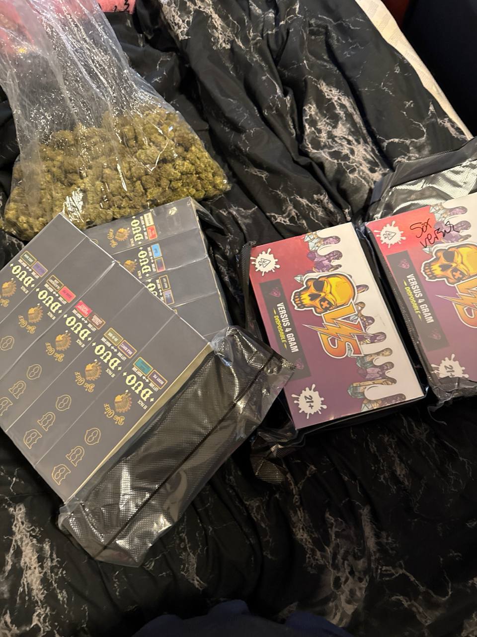 I JUST WANNA GIVE THE BIGGEST THANKS TO THE TOMBRADY TEAM FOR GIVING ME FULL COVERAGE ON THESE CARTS THAT GOT STOLEN AND THEY SHIPPED ME OUT MORE WITH 2day shipping🦬🦬🦬🔥🔥🔥🔥