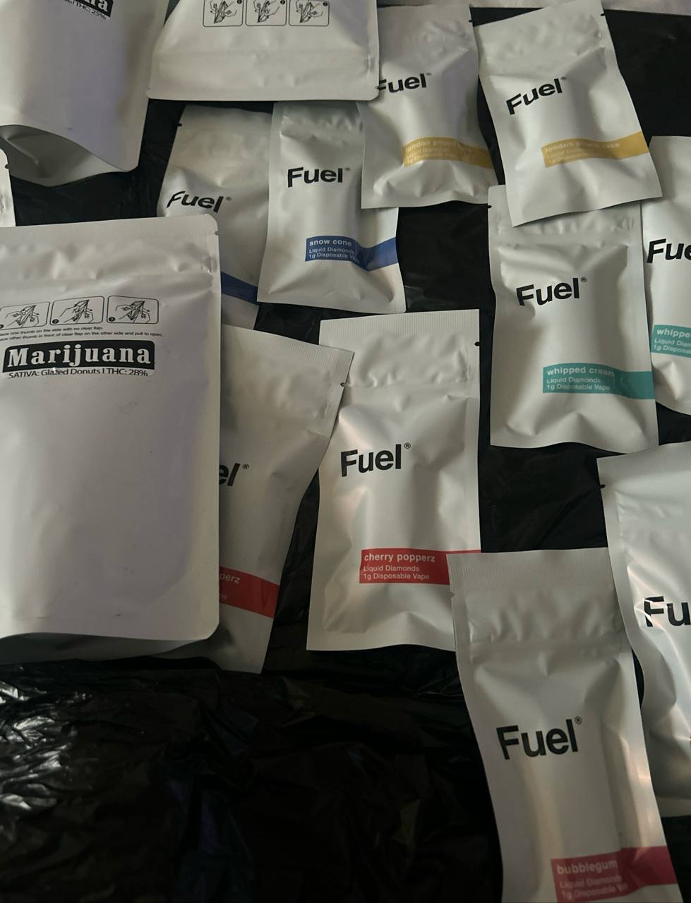 Finally get to try the fuel  diamonds dispo, are these the ones bossman was saying were made with raw gardens hardware?